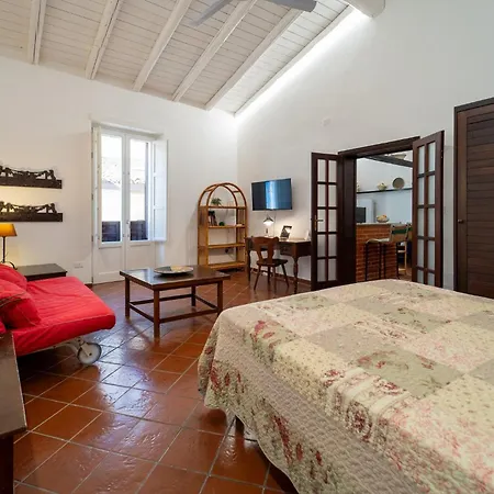 Apartmán Guesthost - Quaint Ortigia Center Syracuse